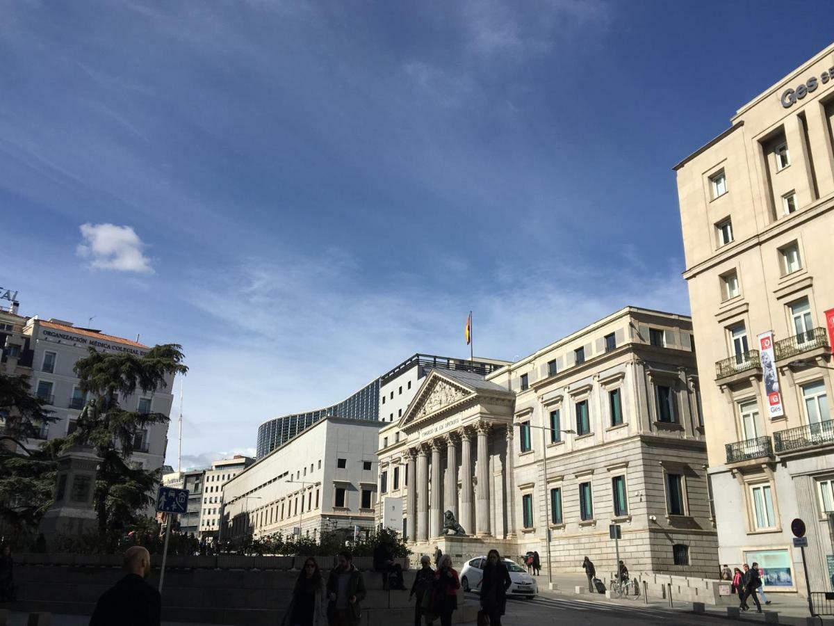 Smart Plaza De Las Cortes Διαμέρισμα Μαδρίτη Εξωτερικό φωτογραφία